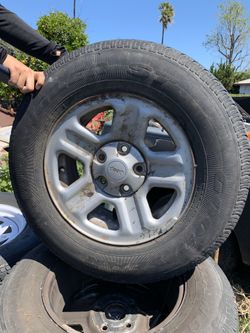 Wrangler Jeep Stock Tires (5)