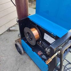 Welder Millermatic 212