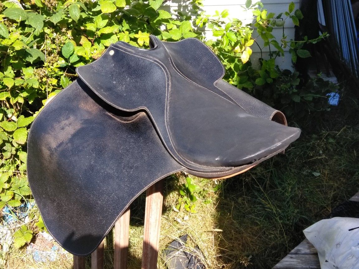 Old saddle Blue ribbon Leather Co ltd