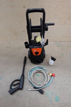 1600W Electric Pressure Washer with Foam Cannon and Hose Reel