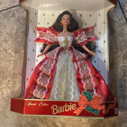 1997 10th Anniversary Happy Holidays Special Edition Barbie