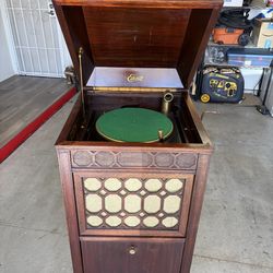 Antique collectible-Edison s-19 diamond disc phonograph