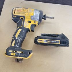 20v Xr Dewalt Impact With Battery 