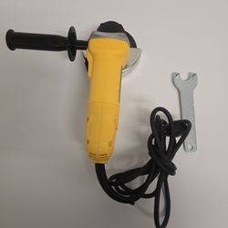 DEWALT GRINDER LIKE NEW