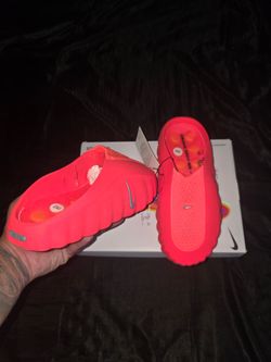 Nike Mind 001 Slides, Solar Red, Size 9, 10, & 12