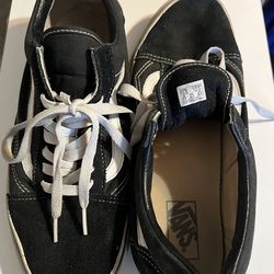 Vans size 10 1/2 Men Woman 12 ❗️Firm Price❗️