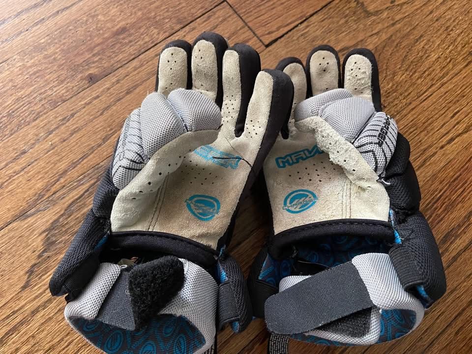 Free Lacrosse Gloves