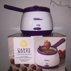 Candy Melting Pot by Wilton - 2.5 cup $20 
