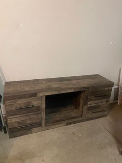 Tv console