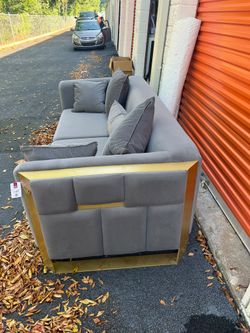 š„ BRAND NEW Luxury Velvet Sofa ā NEVER USED ā WAREHOUSE CLEARANCE