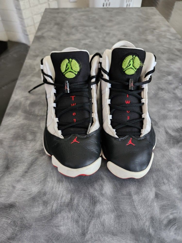 Jordan 11s