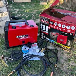 Lincoln Electric
Weld-Pak 180 Amp MIG Flux-Core Wire Feed Welder, 230V, Aluminum Welder with Spool Gun sold separately