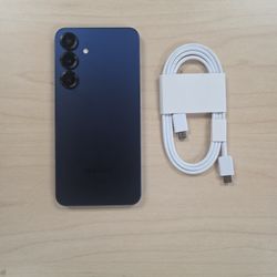 Samsung Galaxy S25plus....256gb. Unlock Any Sim