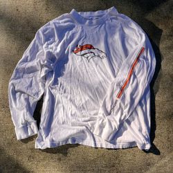 size XL white broncos long sleeve with sleeve and chest hits