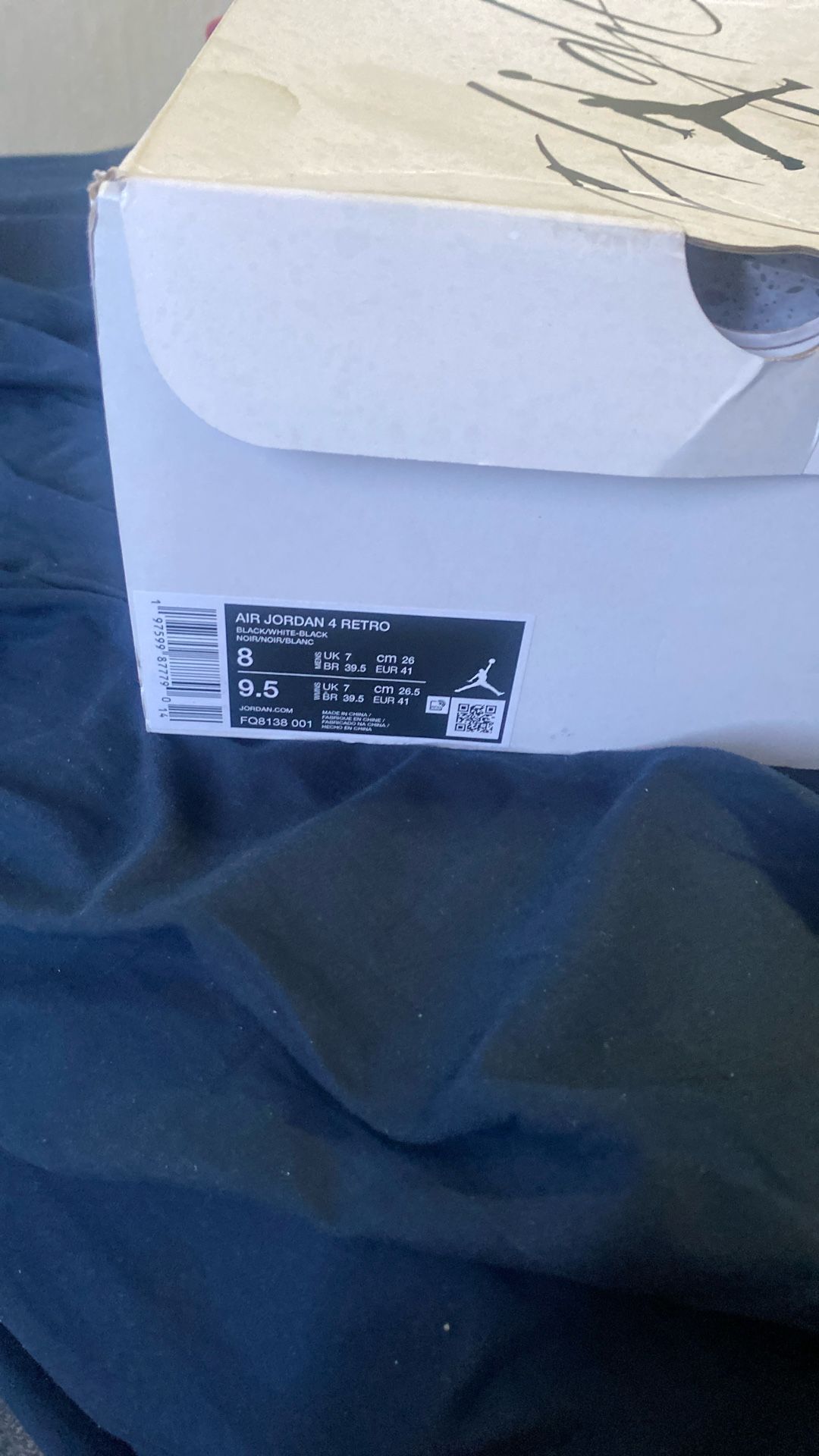 Jordan 4s White Thunder New Never Wore