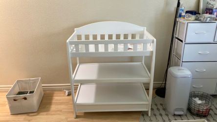Baby changing table - 2-tier