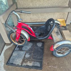 Schwinn Roadster Tricycle