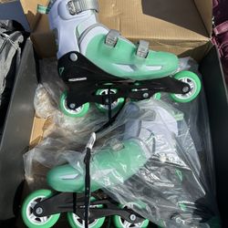 Women’s Roller Skates