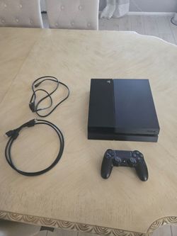 Ps4 Playstation 4 with controller game console