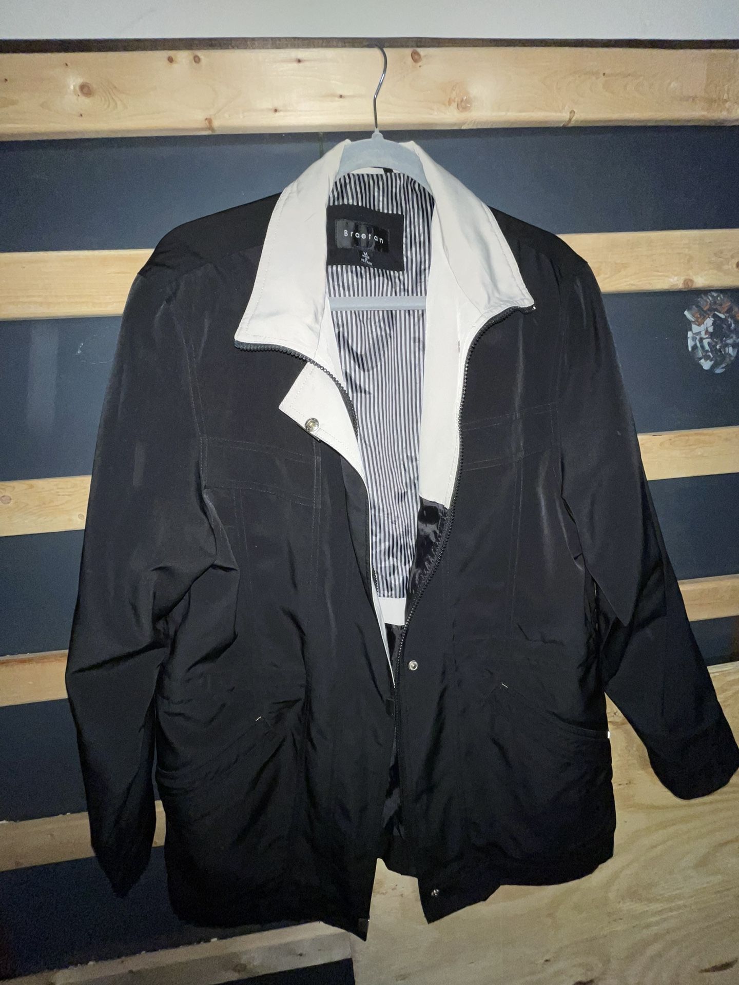 BRAETAN LINED HOODED RAIN COAT BLACKfdr AND TAN WOMEN'S SIZE MEDIUM IN GREAT CONDITION 