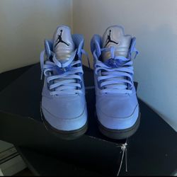 UNC Jordan 5s 