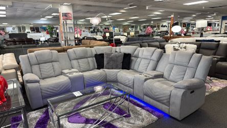 Beautiful Microfiber Power Reclining Sectional w/LEDs & WIRELESS CHARGING!!