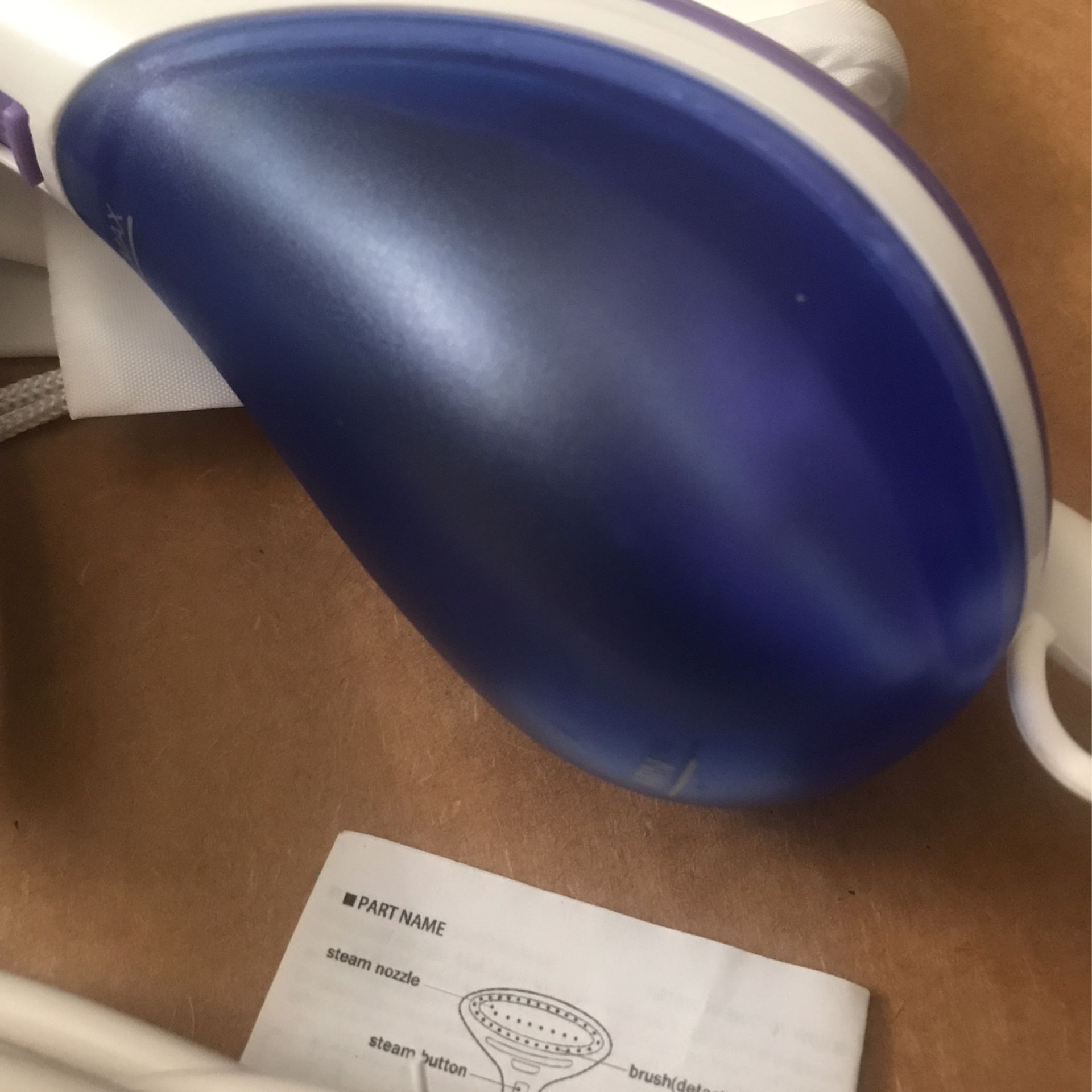 Winjoy Garment Steamer Brand New Box Damage #13