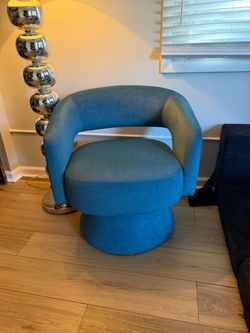 Blue velvet chair