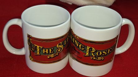 Set Of 2 The Stinking Rose A Garlic Restaurant Coffee Mugs G5B044
