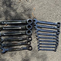 Milwaukee 15pc Wrench Set Metric MAX BITE 2.5 Arc Swing