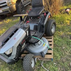MURRAY LAWNMOVER  MT 100  