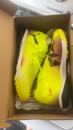 Puma turf soccer football cleats