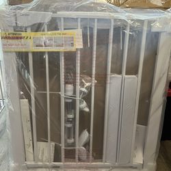 Cumbor Baby Gate (Retail Price $79.99)