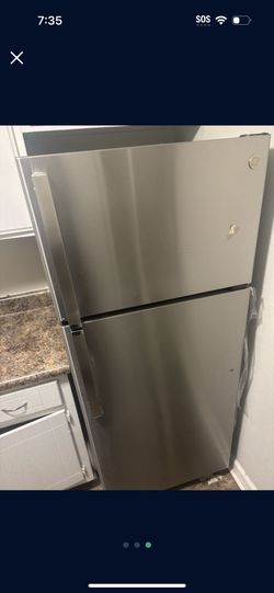 G&E Refrigerator
