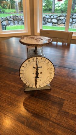 Vintage Scale