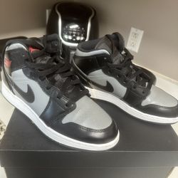 Grey And Black Jordan’s 