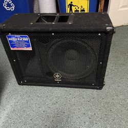 YAMAHA.   MODEL.   BR12. M.    Monitor. 