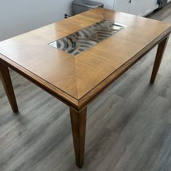 6 Person Oak Table 