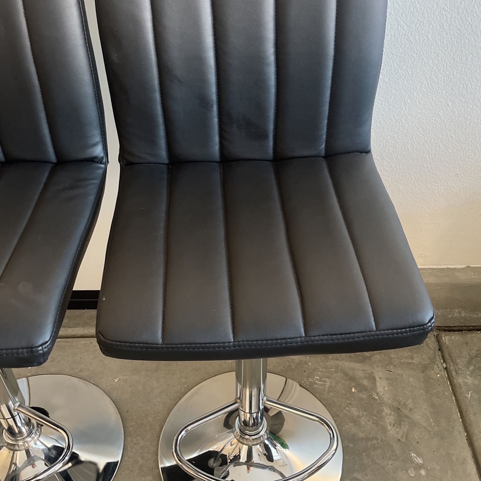 Faux Leather Modern Bar Stool Black Adjustable Swivel Base Set Of 2 for