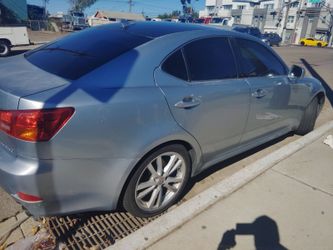 2008 Lexus is  250
