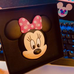 Disney x Baskin Robbins collab Special edition MINNIE Earbuds - NIB