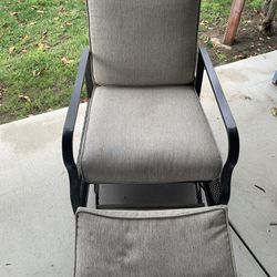 Reclining Patio Chair With Cushions 