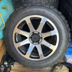 BFG ALL TERRAIN LT275/60/R20 MB Wheels