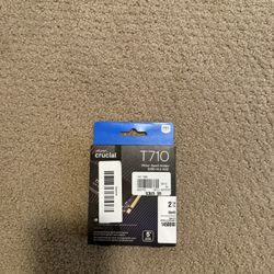 Crucial 2TB T710  M.2 NVME - NEW