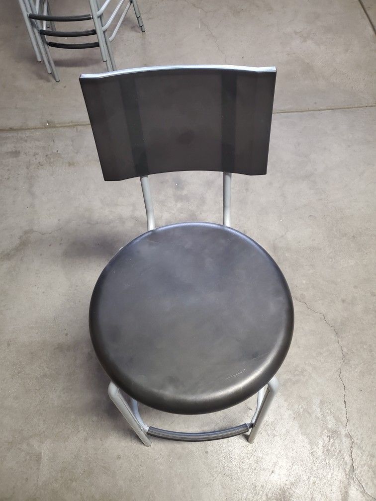 Bar Stools / Chairs