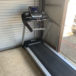 Spirit Treadmill 