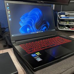 Msi Thin Gaming Laptop (Read Description)