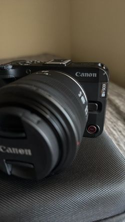 Canon EOS R50V paired with a Canon RF 24mm f/1.8 Macro IS STM