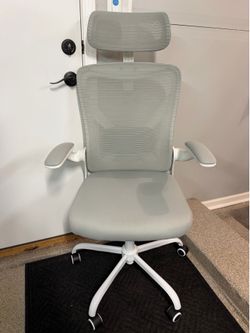 Brand New Grey/White Mesh Tall Back Ergonomic Office Chair w/Flip Up Armrests & Adjustable 3D Lumbar