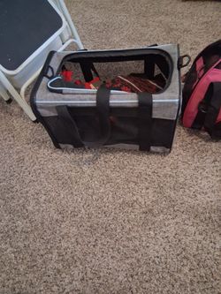 Small dog or cat carriers new never used